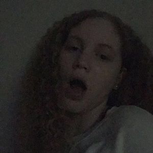 Meet your Posher, Julieta